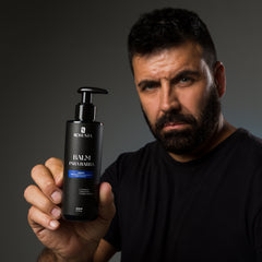 Modelo com Balm Legado