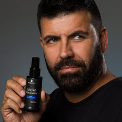 Modelo com Loção Pós Barba