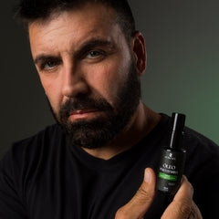 Modelo com o Óleo Nômade