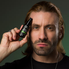 Modelo com o Óleo Nômade